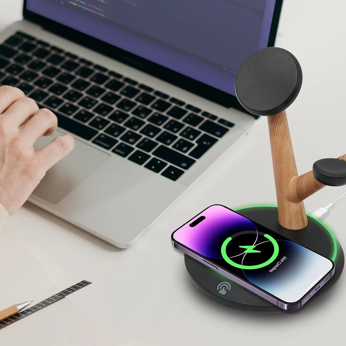 1 magnetic wireless charger